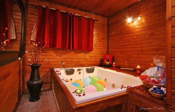 הבקתות של אורלי - ������ �שזור - מושב - ������ ����